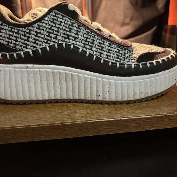 Men's New Dream Pairs Size 8 Sneakers - Picture 5 of 5